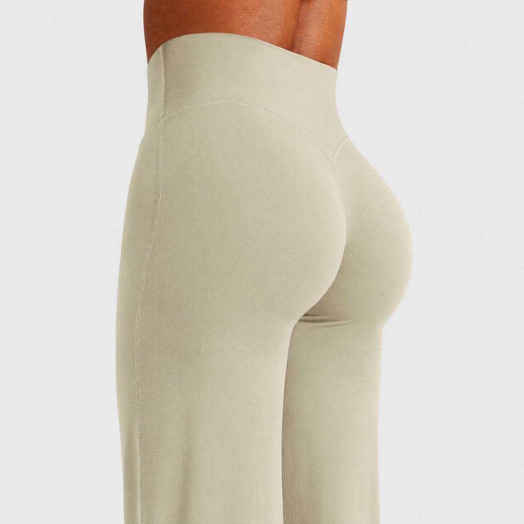 BBL Wide Leg Leggings