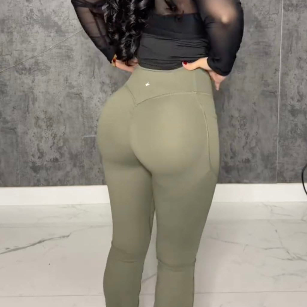 BBL Wide Leg Leggings